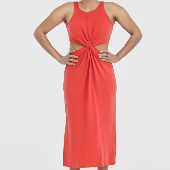 NEW Beyond Yoga Around The World Front Twist Dress in Coral Glow - Picture 3 of 6